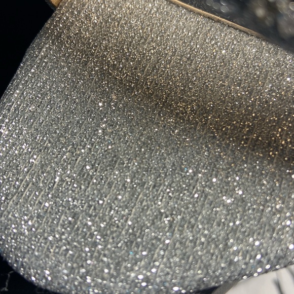 BADGLEY MISCHIA size 9.5 silver sandal. New!! Special occasion. - Picture 7 of 12